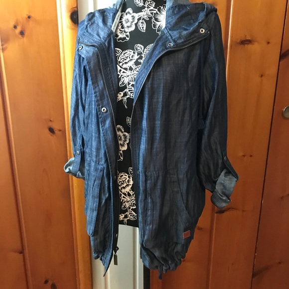 *SOLD* PEACE LOVE WORLD TENCEL ANORAK DENIM JACKET - Picture 5 of 6